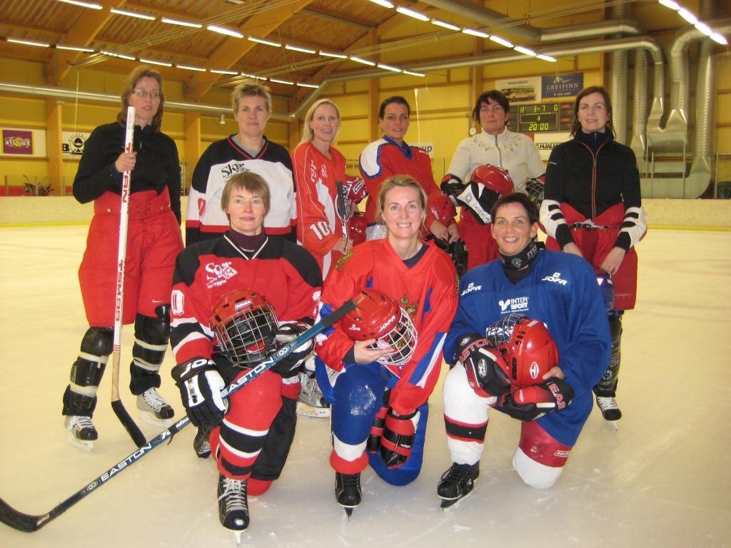 Valkyjur á einni af fystu æfingunum haustið 2008