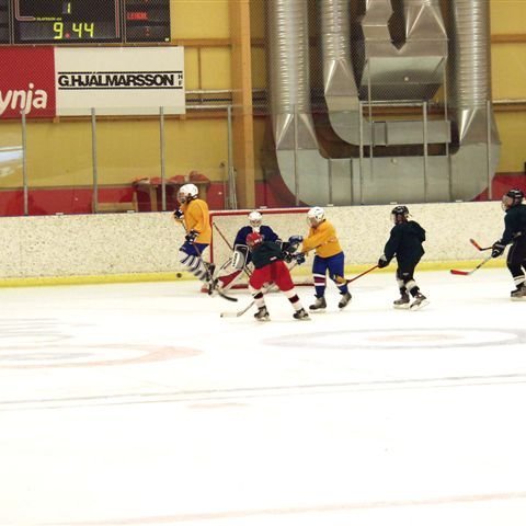 hockey-56-43769eb0942f7.jpg