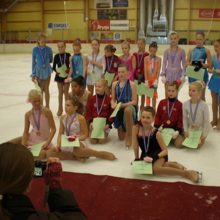 haustmotiss_2008_10ballir-1