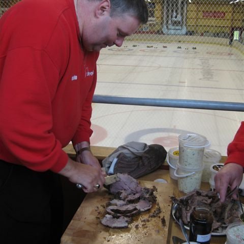 Davíð hafði vart undan að skera