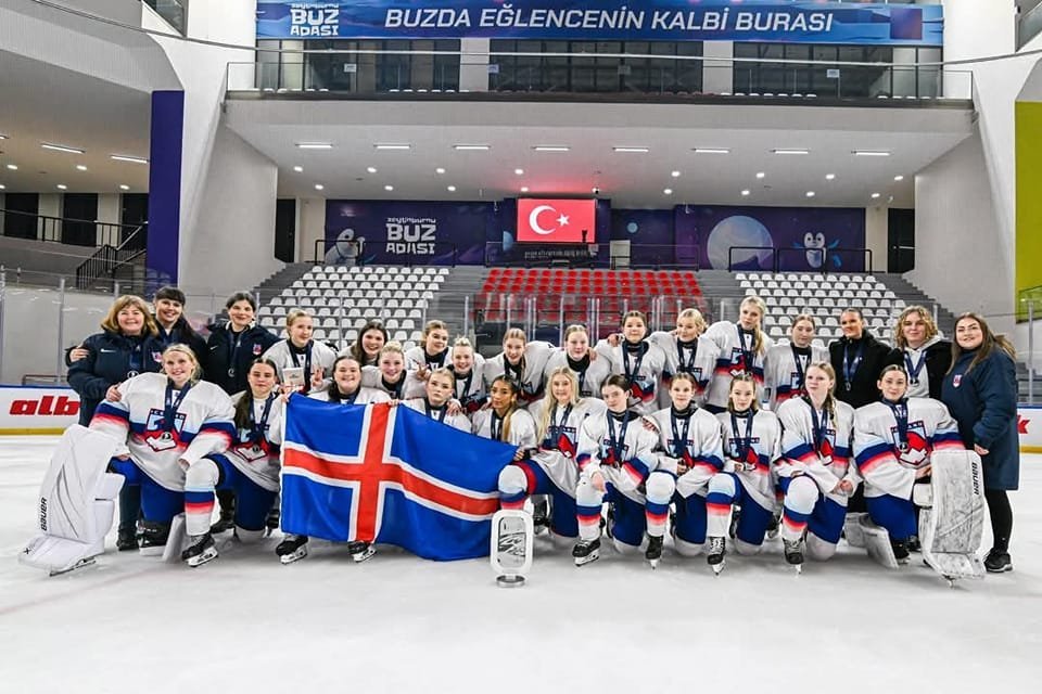 Íslenska U18 liðið í íshokkí 2025