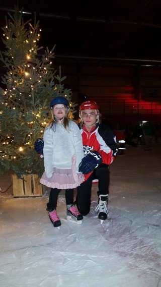 Myndir frá jólaskemmtun Hokkídeildar