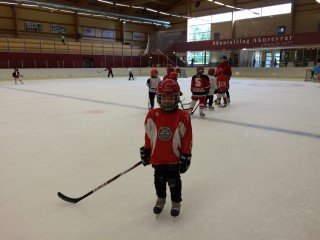 Æfingarbúðir íshokkídeildar eru hafnar