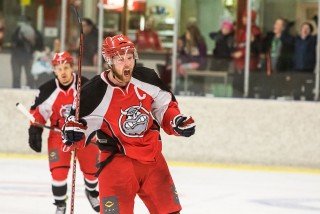 Andri fagnar marki (mynd: Elvar Pálsson)