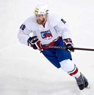 ANDRI MÁR MIKAELSSON ÍSHOKKÍMAÐUR ÁRSINS HJÁ ÍHÍ