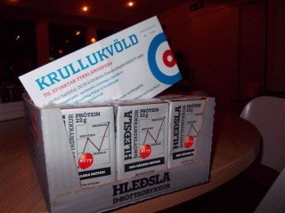 Eftir á að hyggja; harðfisk og hleðslu með út?