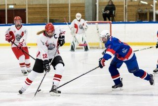 Úr leik Ásynja - SR (mynd: Elvar Pálsson)