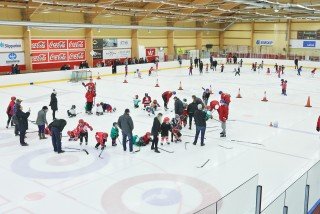 Skemmtilegt á skautum (mynd: Ásgrímur Ágústsson)