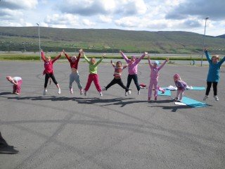 Stelpurnar í skautaskólanum