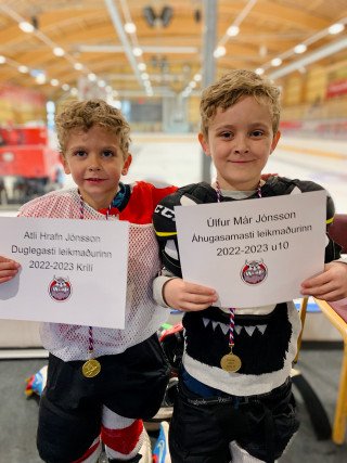 Takk fyrir íshokkítímabilið og gleðilegt sumar!