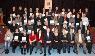 Styrkþegar og styrkveitendur ásamt forseta Íslands