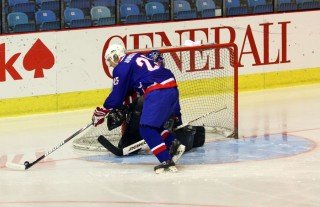 Ingvar Þór Jónsson verst fimlega. (Af vef mótsins)