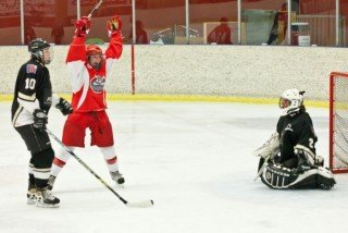 Marki fagnað. Ljósmynd Ásgrímur Ágústsson