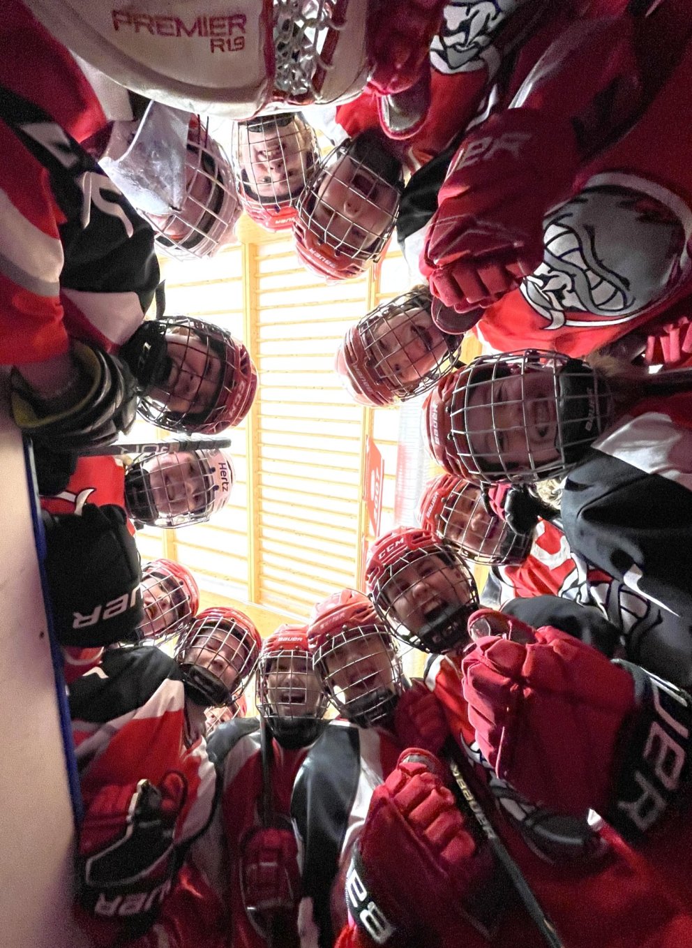 Áfram SA... bikarmót U16 og U14 stúlkna fór fram á Akureyri s.l. helgi
