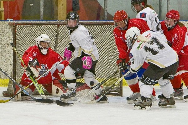 Úrslitaleikur í kvöld hjá kvennaliðinu