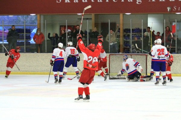 Myndir úr 2. úrslitaleik SA-SR sem fór 4-0