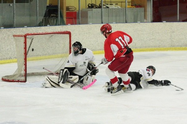 Stefán að skora eitt af fjórum. Ljósmynd Sigurgeir Haraldsson