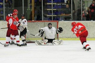 Úr leik liðanna fyrr í vetur. Mynd: Sigurgeir Har.