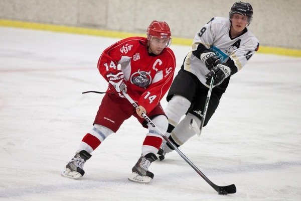 Jón Gísla og Einar Sveinn í leiknum í gær.  Myndina tók Elvar Pálsson