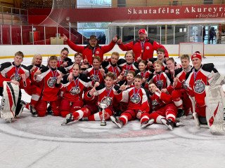 U18 Íslandsmeistarar (mynd: Arngrímur Arngrímsson)