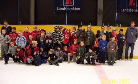 Næsta föstudag flykkjast rollingarnir suður í Laugardalinn