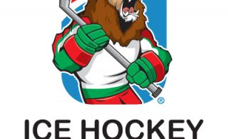 ÍSLENSKA U-20 ÍSHOKKÍLANDSLIÐIÐ HEFUR KEPPNI Á HM Í DAG