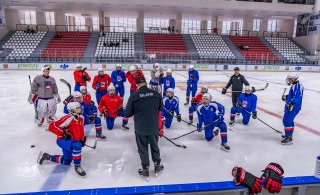 U18 landslið Íslands hefur leik á HM í dag
