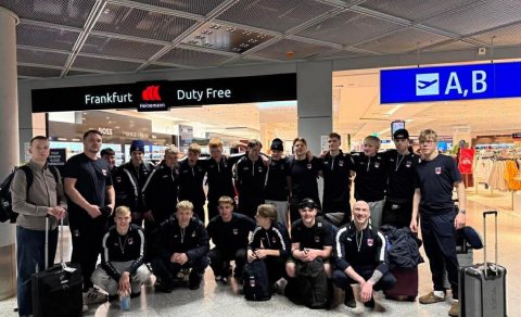U18 drengja landslið Íslands í íshokkí mætt á HM til Bosníu-Hersegóvínu