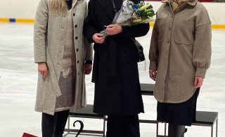 ALDÍS KARA BERGSDÓTTIR HLÝTUR SILFURMERKI ÍSS