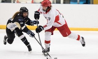 Birna í leiknum (mynd: Elvar Pálsson)