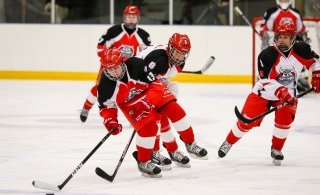 Ásynjur - Ynjur í kvöld kl 19.30