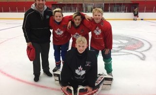 Íshokkí æfingabúðir SA ganga vel