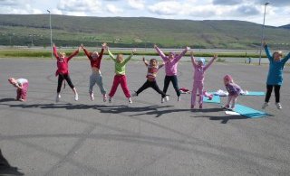 Stelpurnar í skautaskólanum