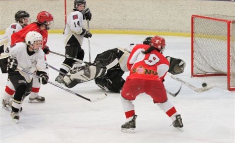 Sarah Smiley að skora 3.markið:  Ljósmynd Ásgrímur Ágústsson