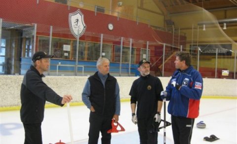 Niels ræðir við Riddara