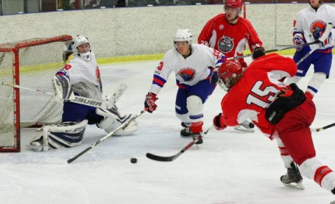 Ingólfur skorar sitt fyrsta mark í mfl. Myndina tók Sigurgeir Haraldsson