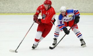 Myndir úr leik Víkinga og SR