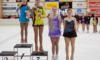 Stúlknaflokkur (mynd: Helga Hjaltadóttir)