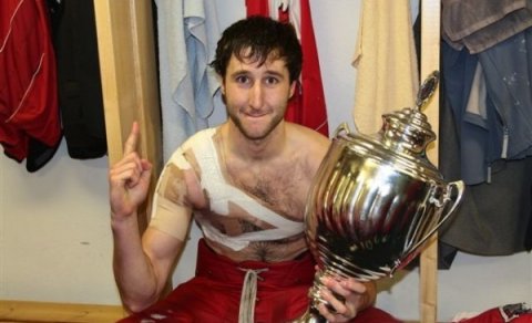 Josh sæll og glaður eftir úrslitaleikinn