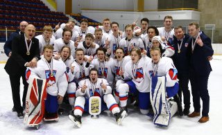 U20 landsliðið íshokkí unnu gullið á HM í Búlgaríu