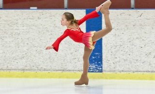 Marta María sýndi í leikhléi hjá Ásynjum og Ynjum