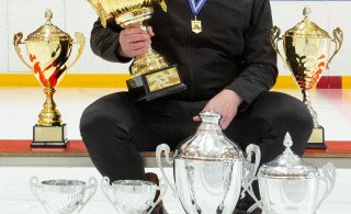 Hokkídeild SA með fullt hús titla