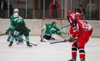 Víkingar enn í vandræðum með Esju á heimavelli