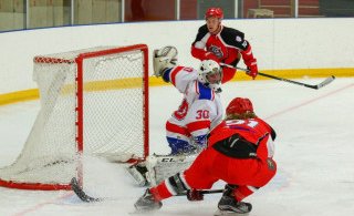 Úr leik liðanna á síðasta tímabili(mynd:Sigurgeir)