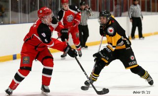 Úr leikjum helgarinnar (mynd: Þórir Tryggva.)