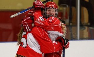 Sunna fagnar (mynd: Elvar Pálsson)